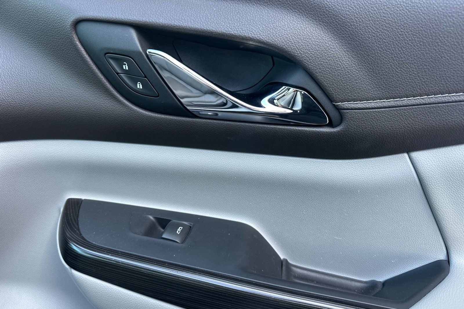 Used 2021 GMC Acadia SLT image 23