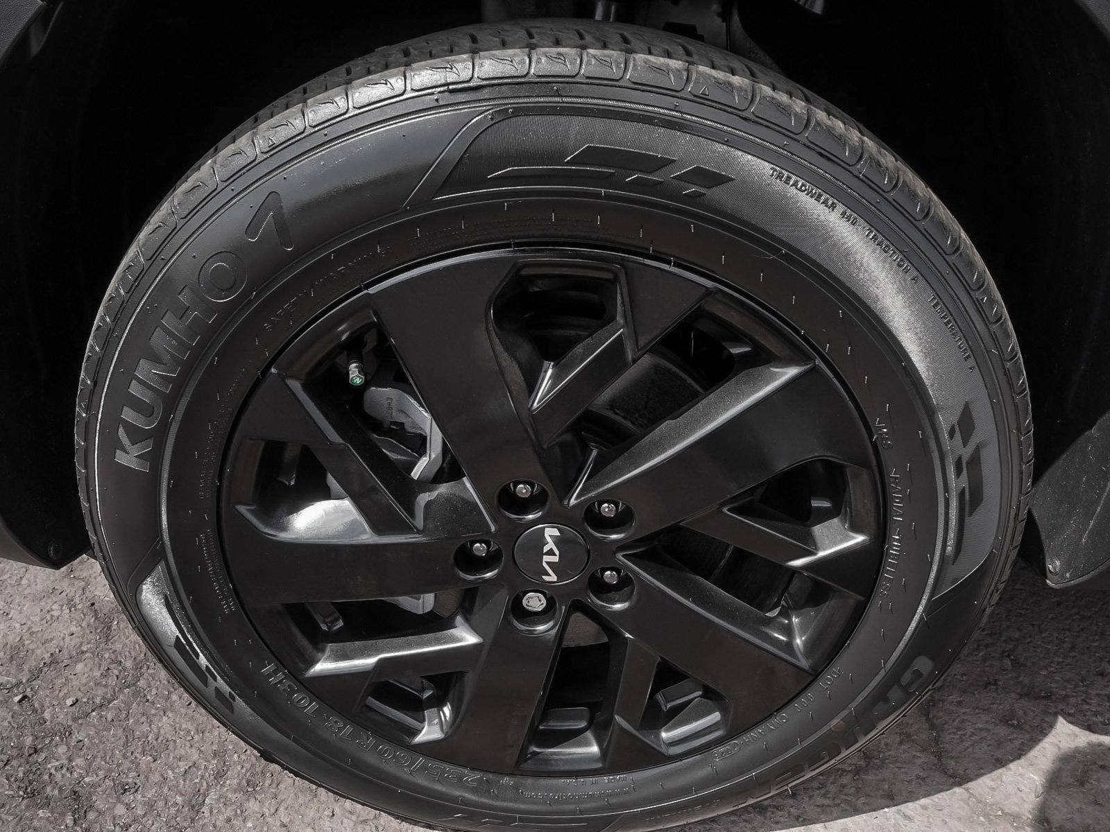 Used 2023 Kia Sorento S w/ Panoramic Sunroof Package image 8