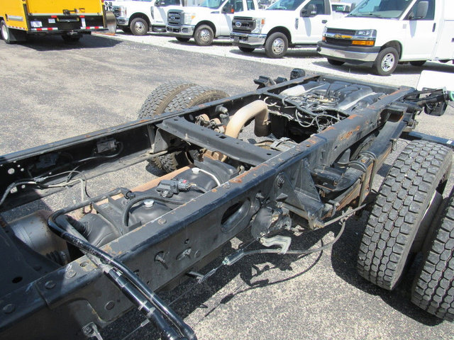 Used 2021 Ford F550 2WD Regular Cab Super Duty image 21