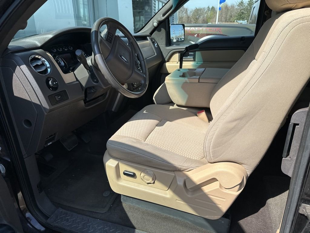 Used 2014 Ford F150 XLT w/ Equipment Group 302A Luxury AWD/4WD image 2