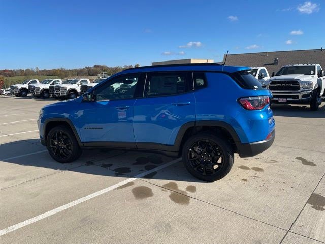 New 2026 Jeep Compass Latitude w/ Quick Order Package 29K AWD/4WD image 1
