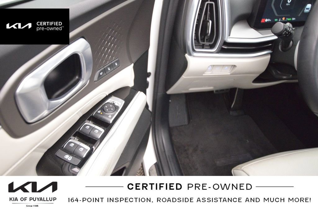 Certified 2025 Kia Sorento SX Prestige image 28