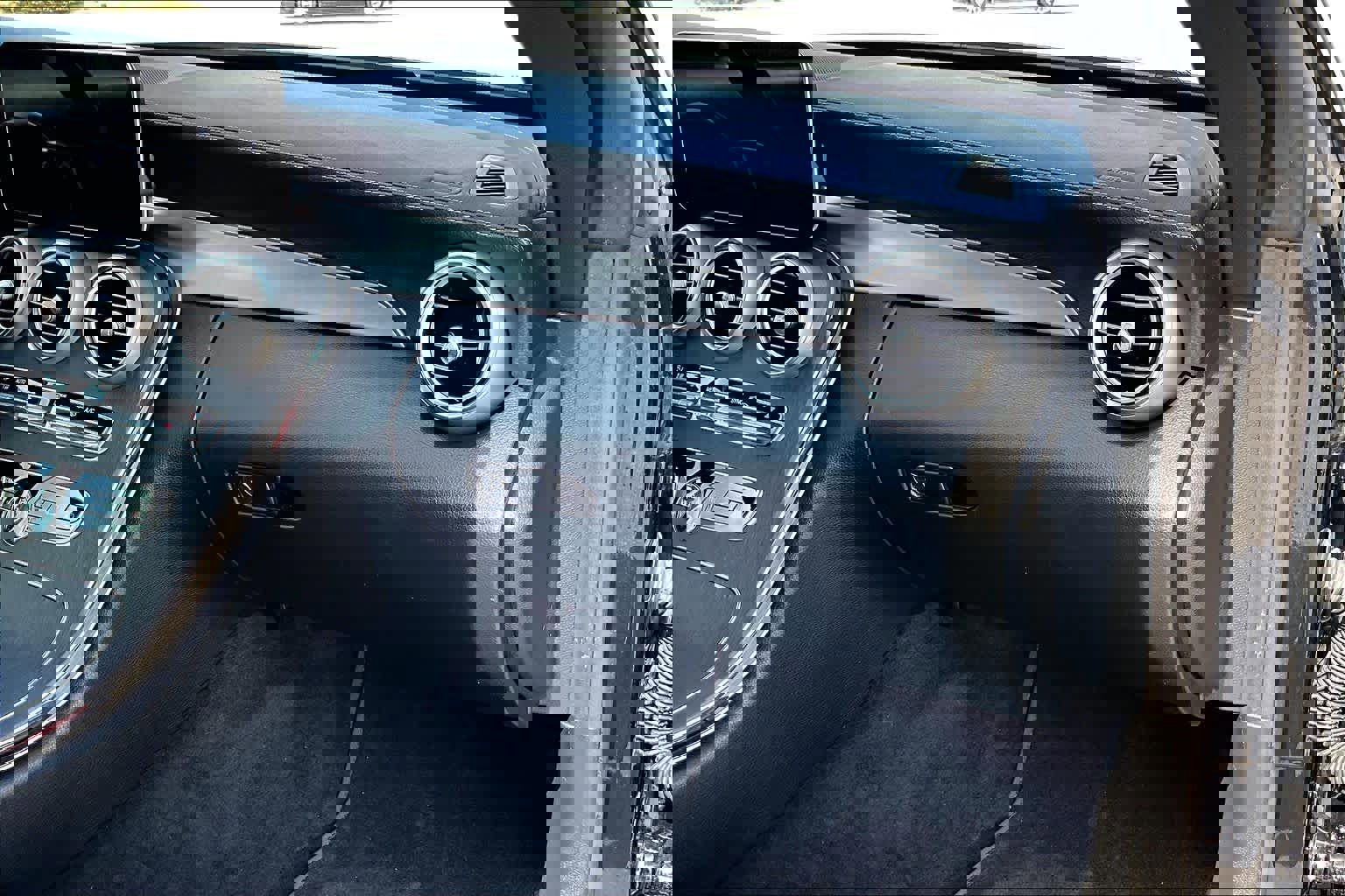 Certified 2021 Mercedes-Benz C 43 AMG 4MATIC Cabriolet image 19