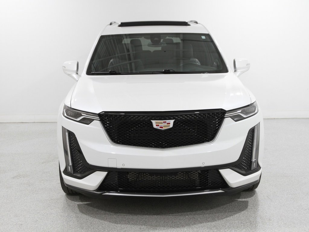 Used 2024 Cadillac XT6 Sport image 2