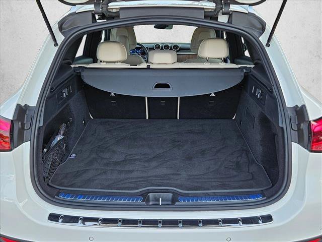 Certified 2026 Mercedes-Benz GLC 300 image 7