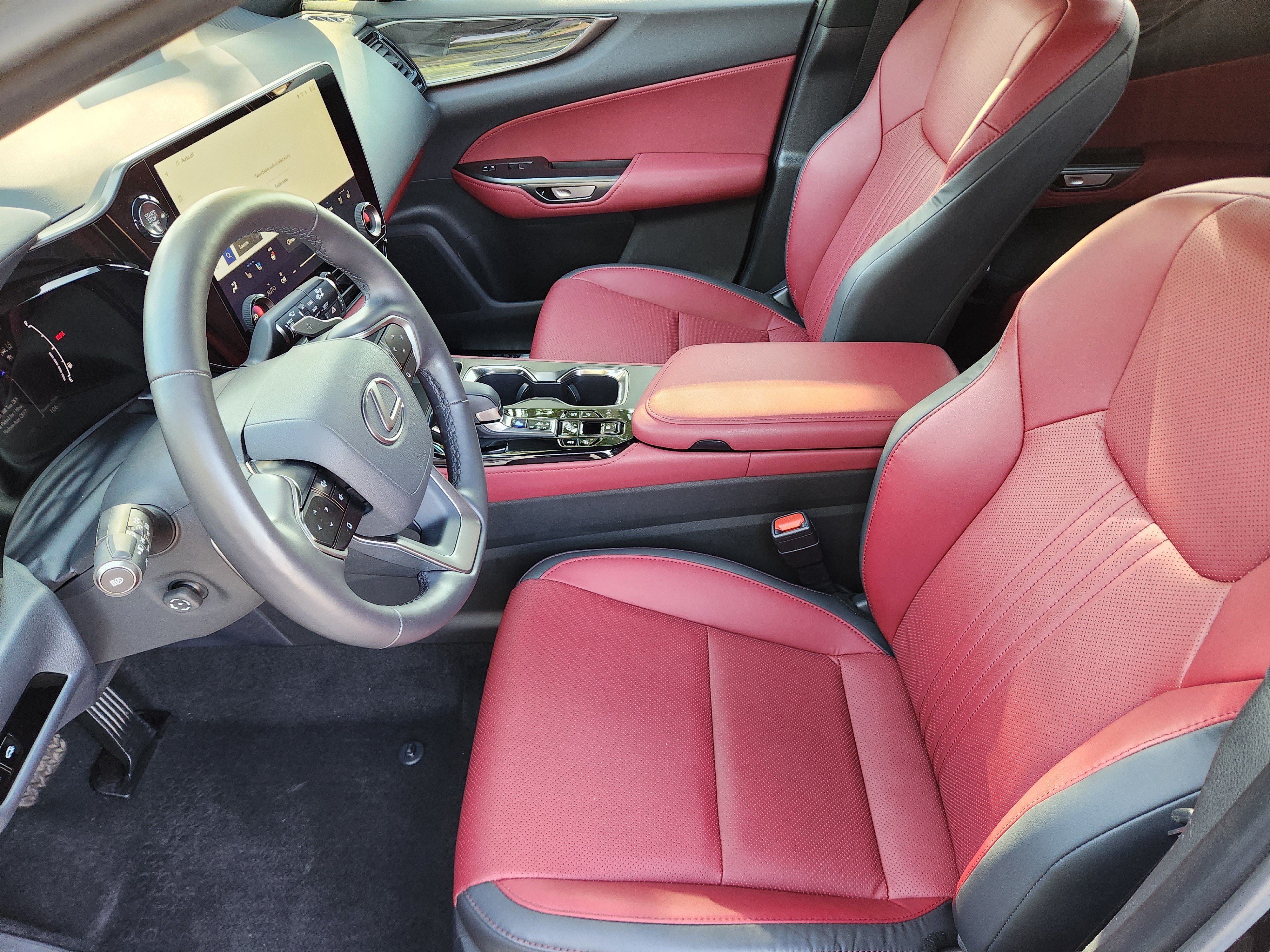Certified 2025 Lexus NX 350 AWD w/ Accessory Package (2T) image 14