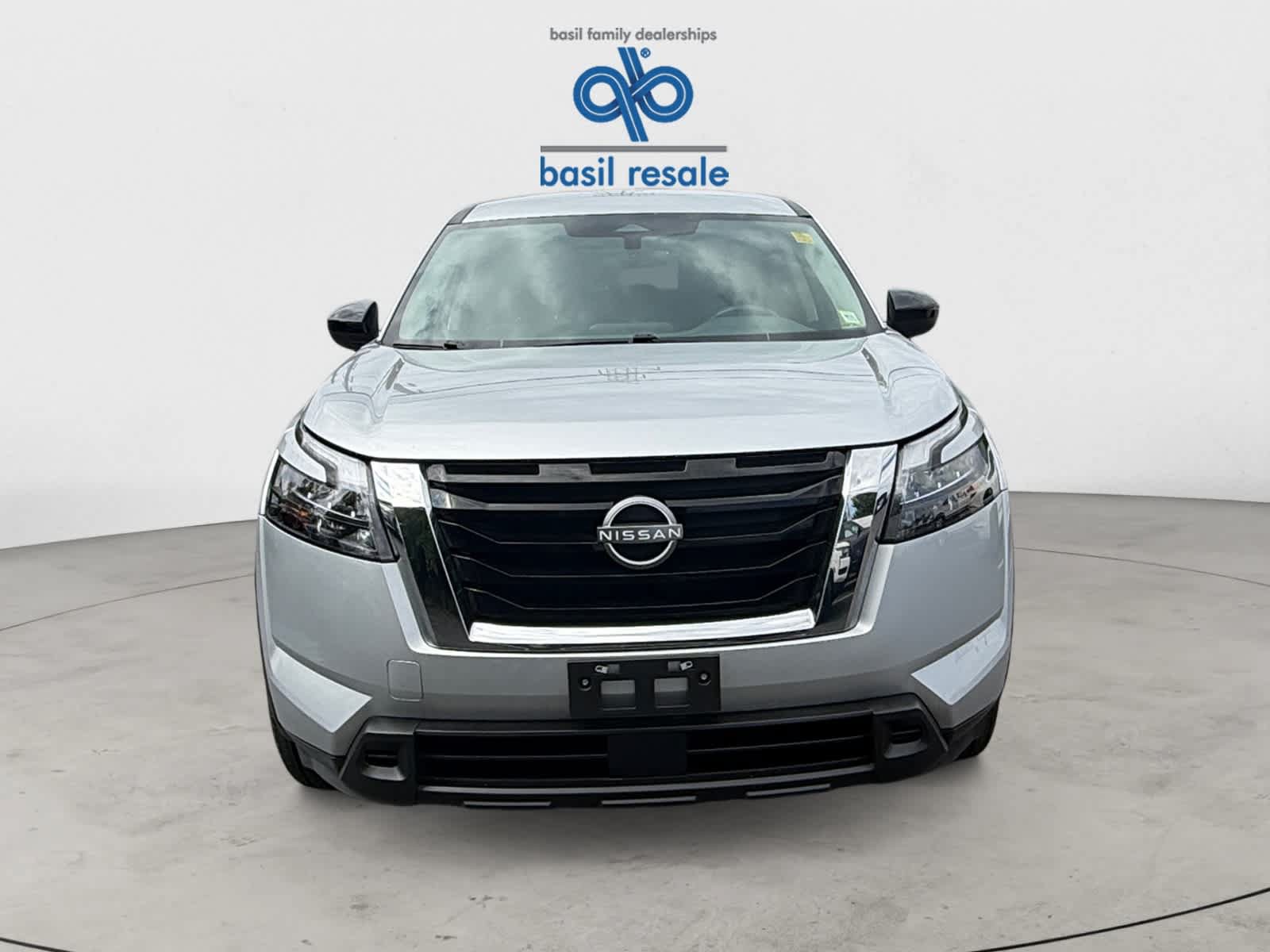 Used 2024 Nissan Pathfinder S AWD/4WD image 9