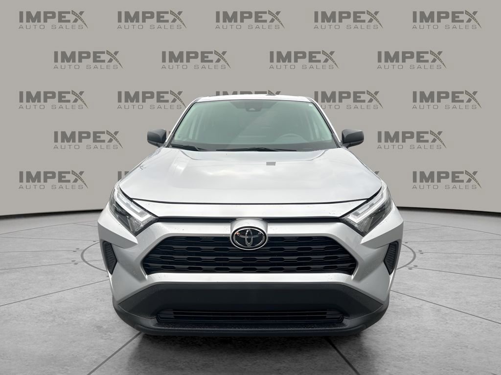 Used 2023 Toyota RAV4 LE image 8