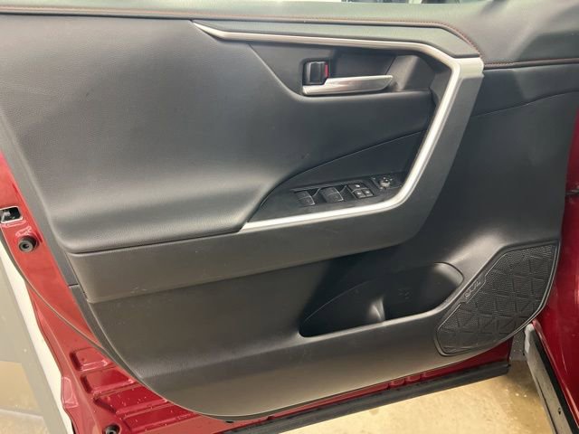 Used 2023 Toyota RAV4 Adventure image 14