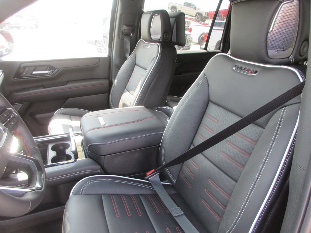 New 2026 GMC Yukon XL AT4 Ultimate AWD/4WD image 11