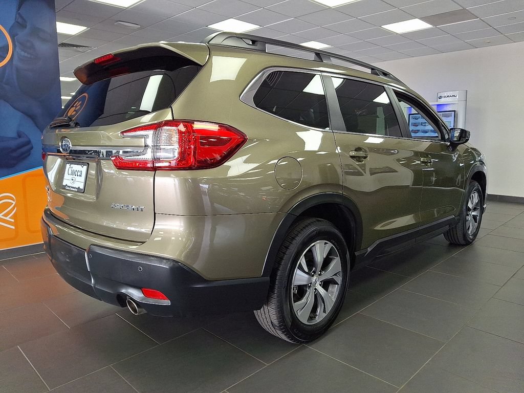Certified 2025 Subaru Ascent Premium AWD/4WD image 9