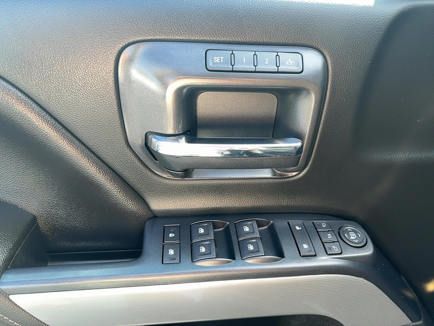 Used 2019 Chevrolet Silverado 3500 LTZ w/ Duramax Plus Package AWD/4WD image 21