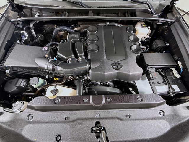 Certified 2024 Toyota 4Runner Limited AWD/4WD image 33