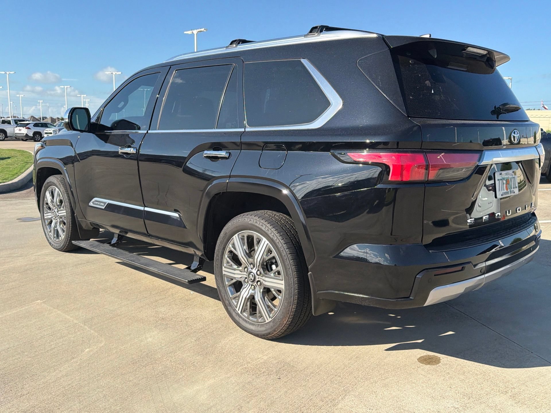 Used 2026 Toyota Sequoia Capstone AWD/4WD image 5