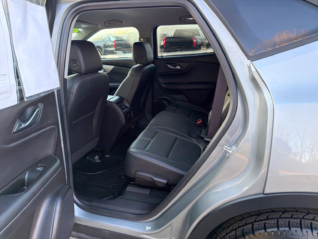 Used 2024 Chevrolet Blazer LT FWD image 29