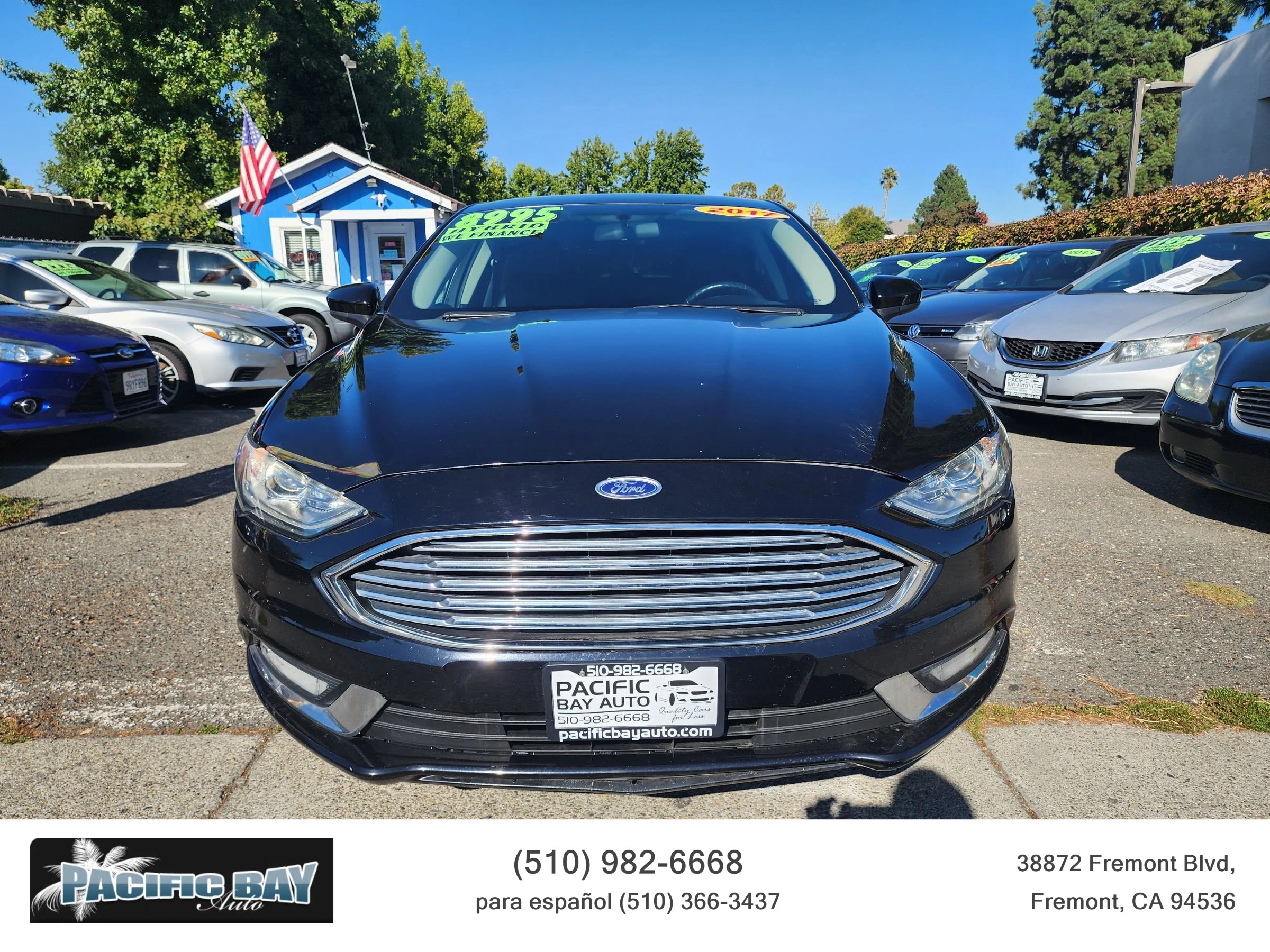 Used 2017 Ford Fusion SE w/ Equipment Group 601A image 2