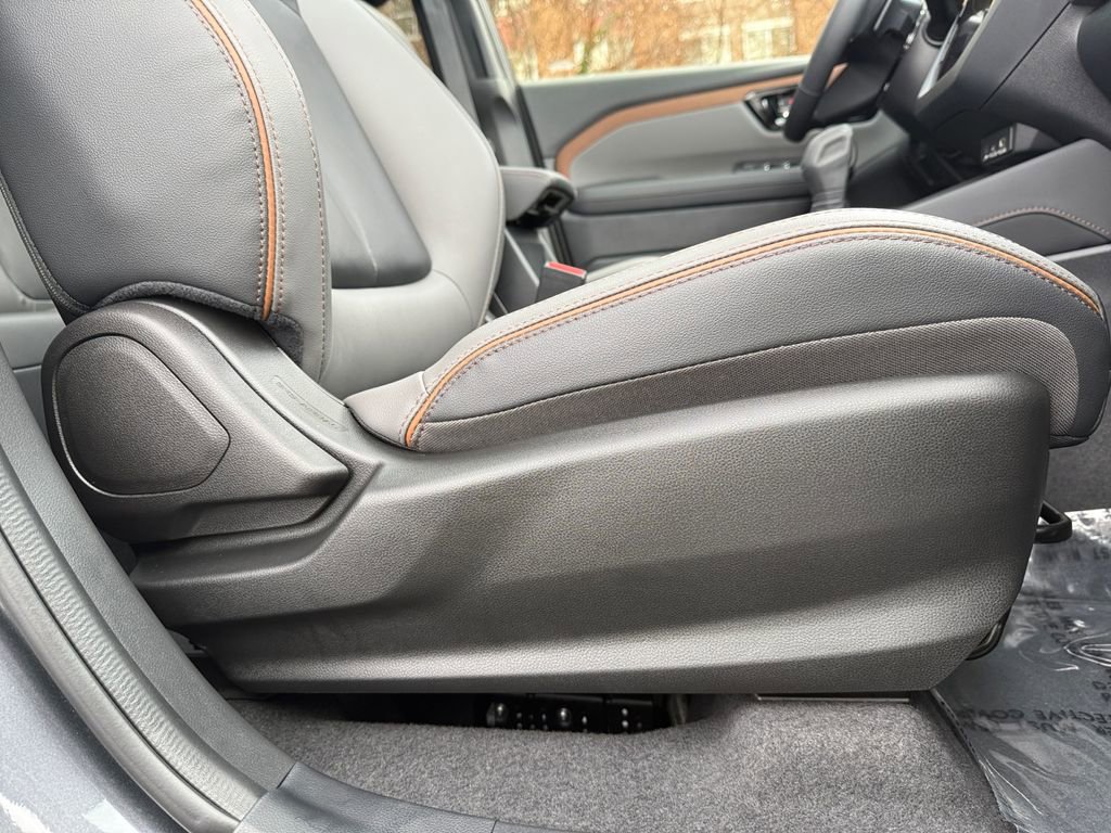 Used 2025 Subaru Forester Sport image 32