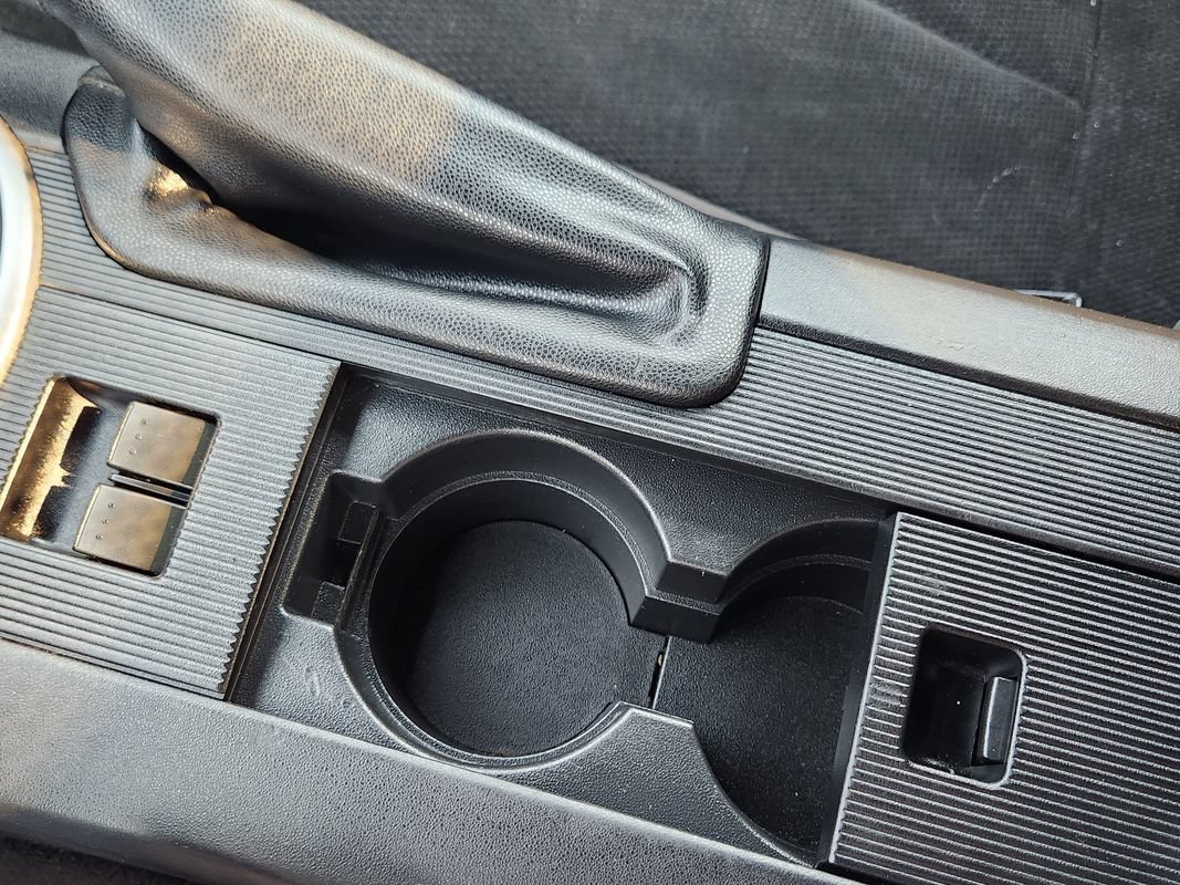 Used 2008 MAZDA MX-5 Miata Sport RWD image 22