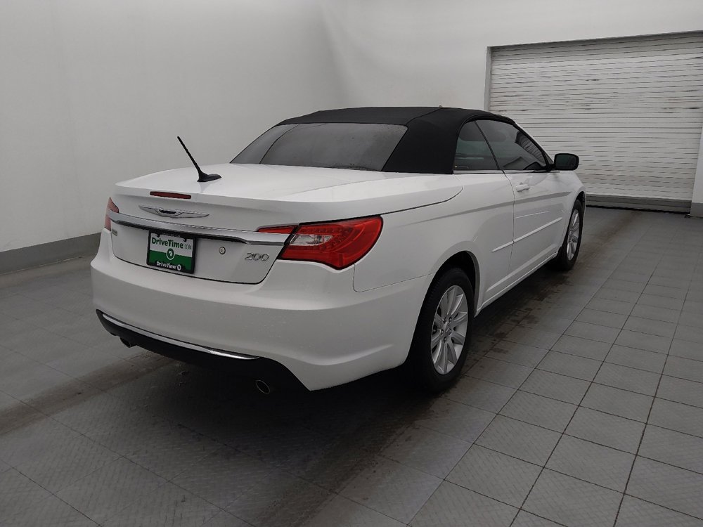 Used 2014 Chrysler 200 Touring image 9