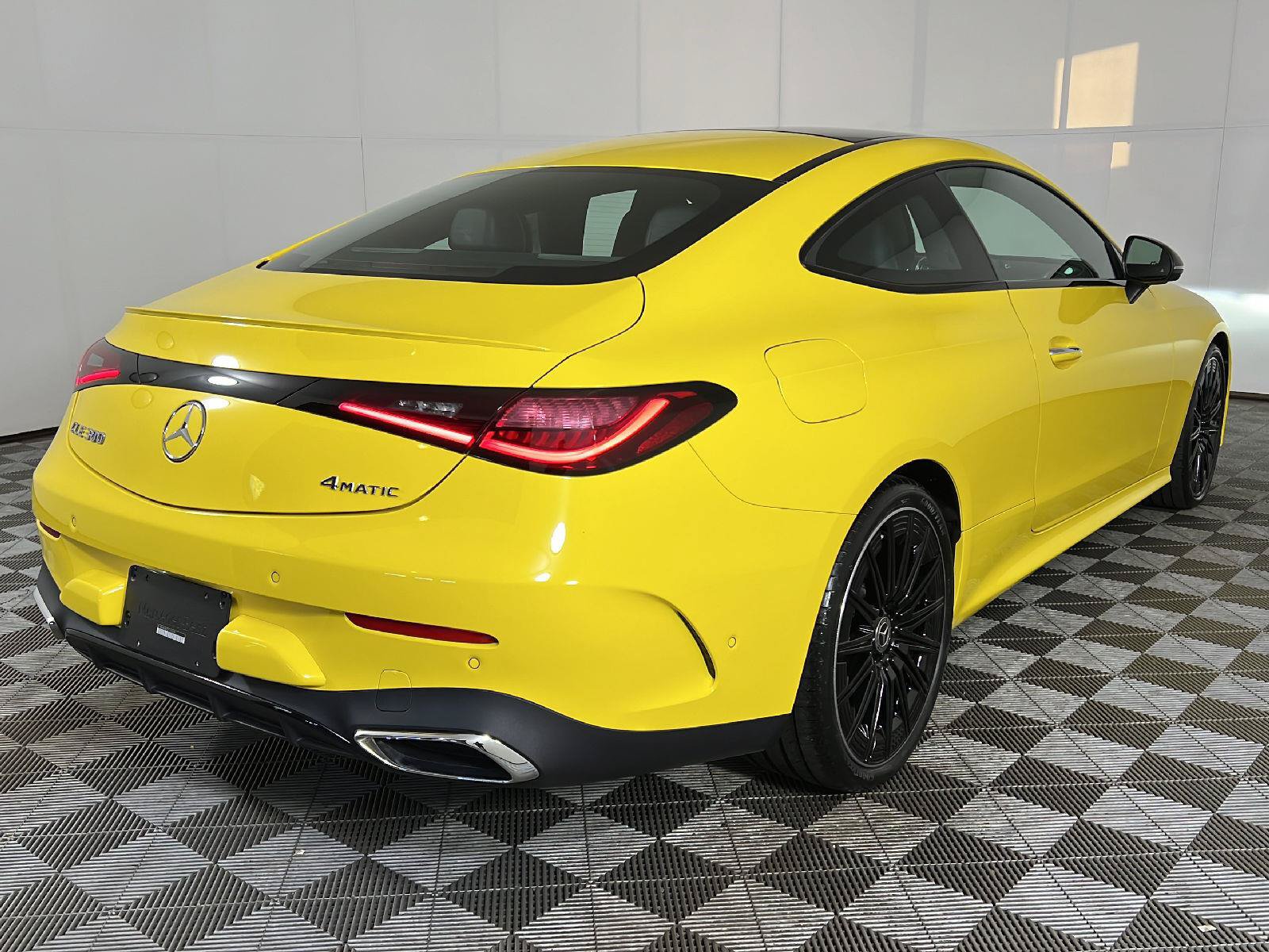Certified 2026 Mercedes-Benz CLE 300 4MATIC Coupe image 9