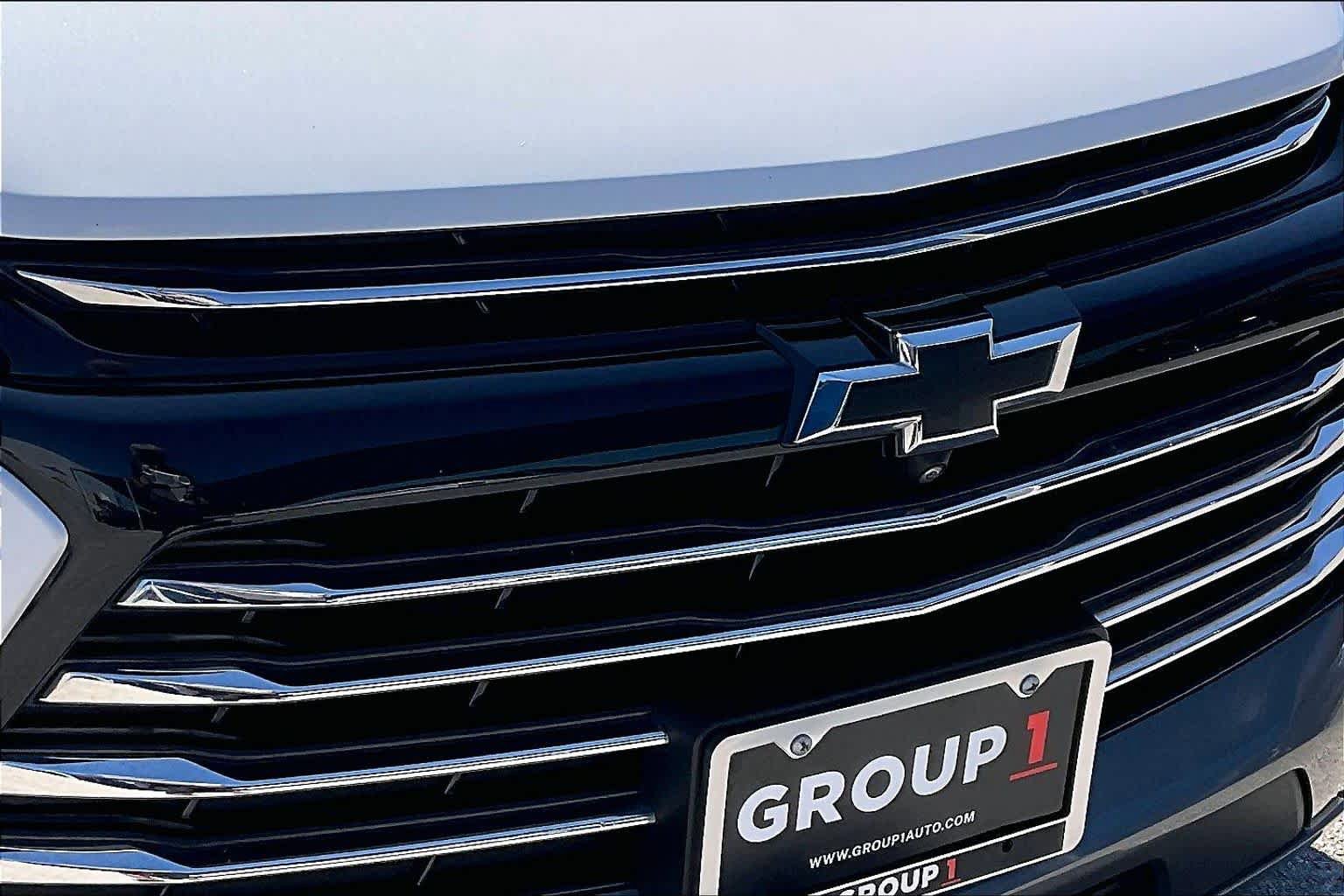 Used 2023 Chevrolet Blazer Premier w/ Driver Confidence II Package FWD image 32