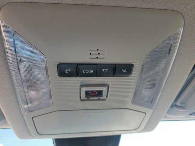 Used 2024 Toyota RAV4 XLE FWD image 13