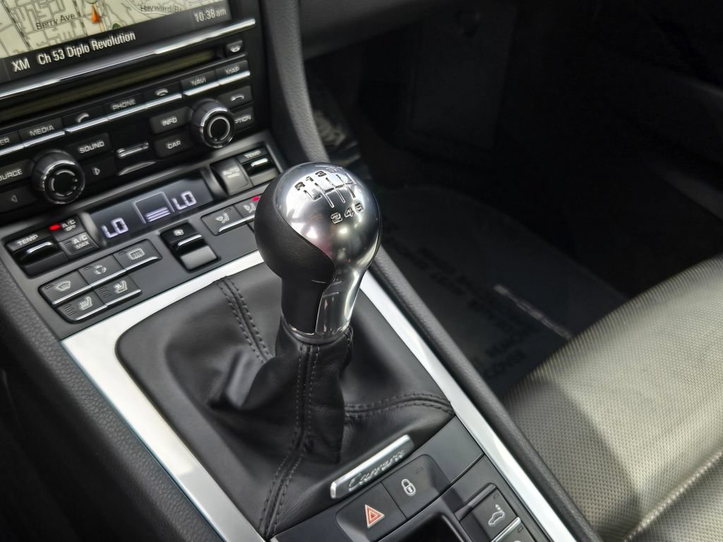 Used 2013 Porsche 911 Carrera RWD image 22