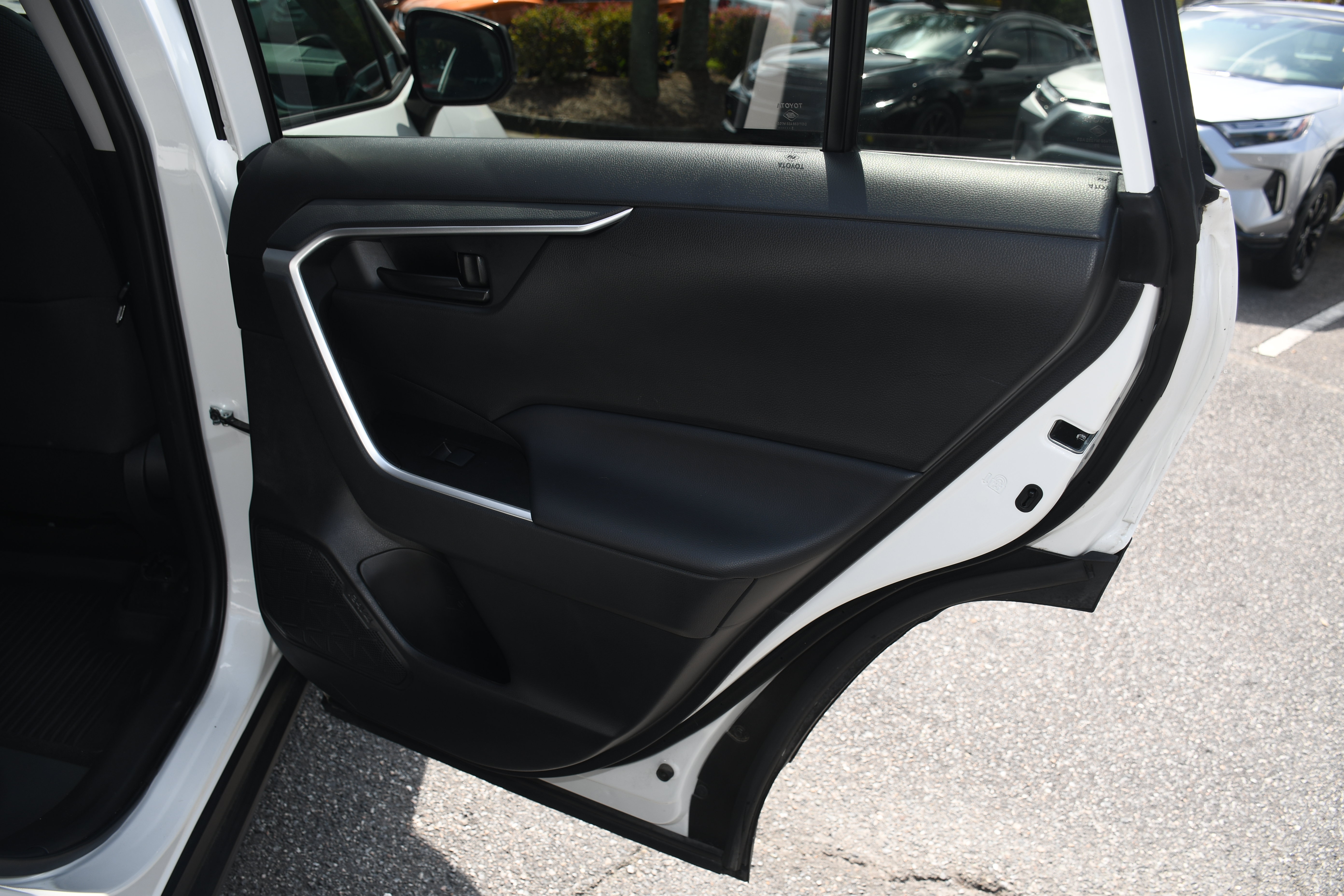 Certified 2023 Toyota RAV4 LE FWD image 18