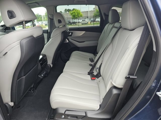 Used 2025 Acura MDX w/ Technology Package FWD image 14