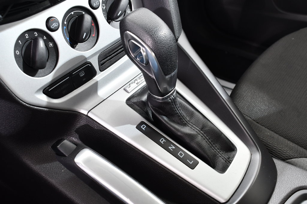 Used 2013 Ford Focus SE w/ SE Winter Pkg FWD image 31