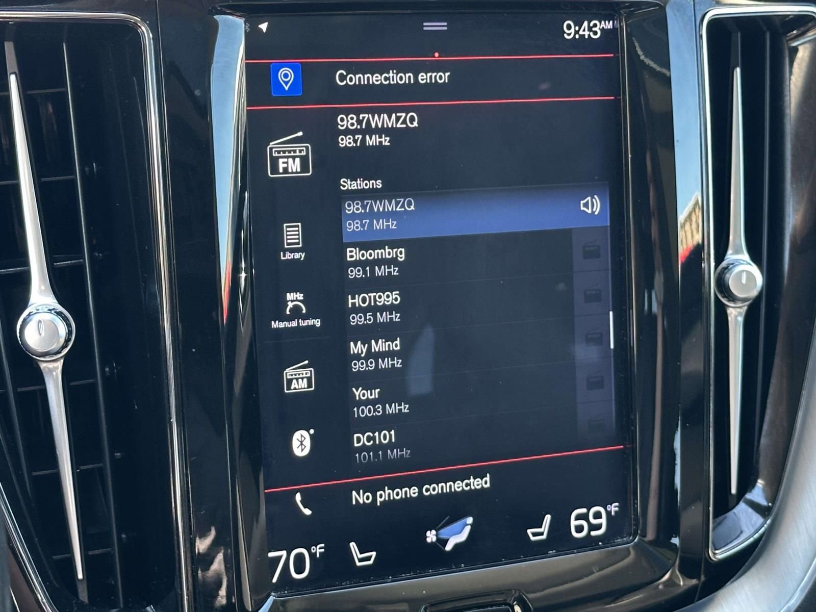 Used 2018 Volvo XC60 T5 Momentum w/ Convenience Package AWD/4WD image 10
