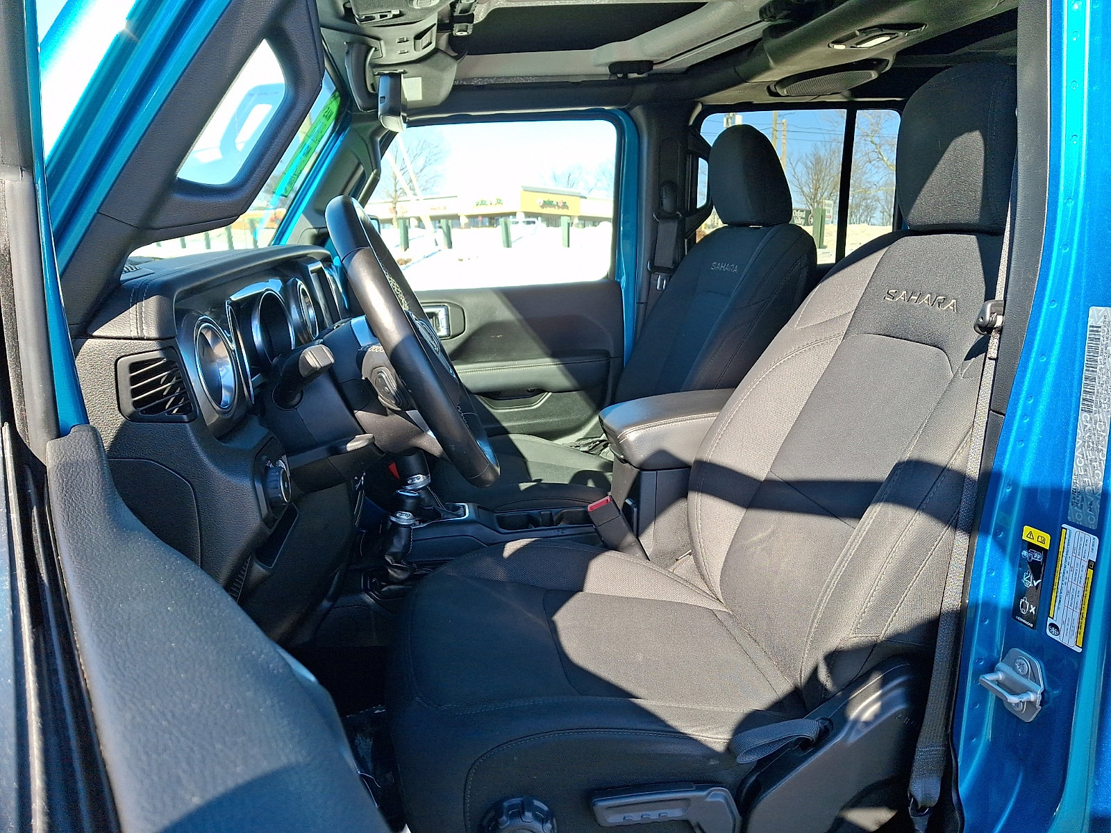 Used 2020 Jeep Wrangler Unlimited Sahara image 13