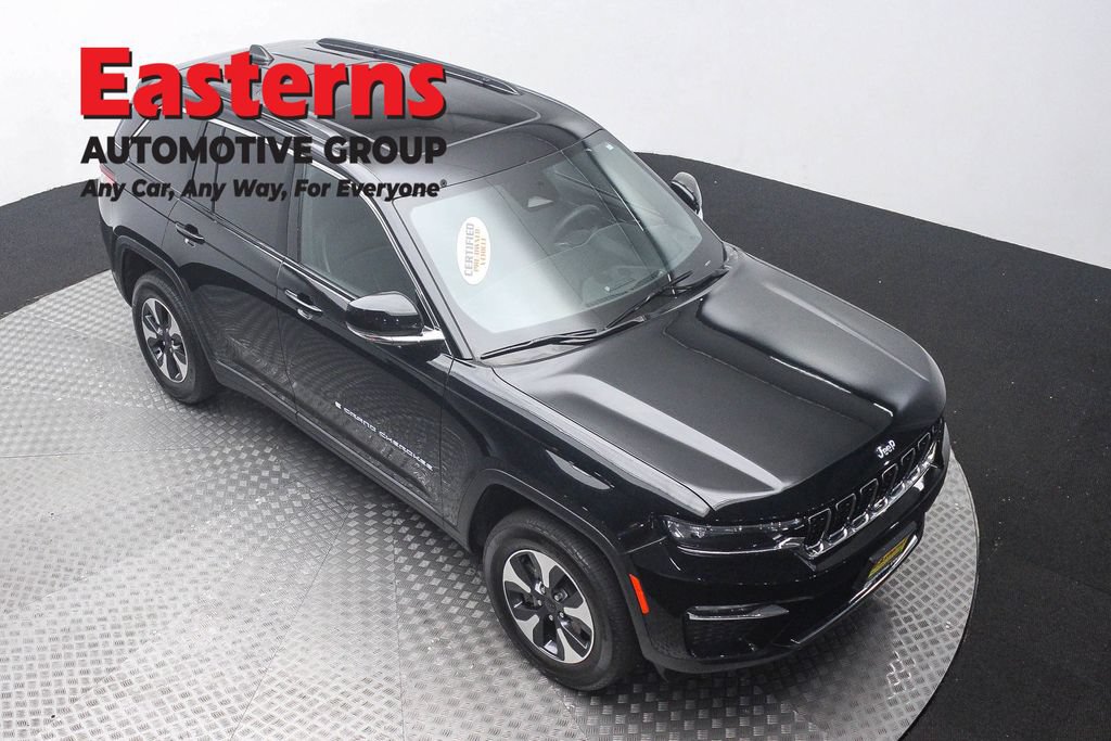 Used 2024 Jeep Grand Cherokee Limited 4xe AWD/4WD image 3
