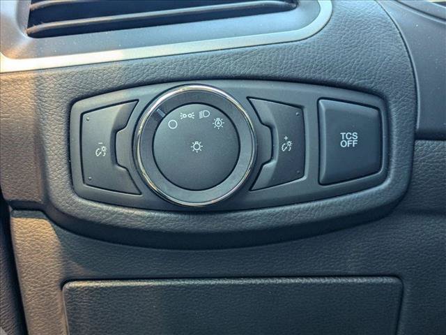 Used 2019 Ford Edge SE FWD image 14