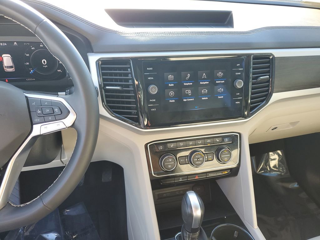 Used 2023 Volkswagen Atlas SE w/ Panoramic Sunroof Package image 26