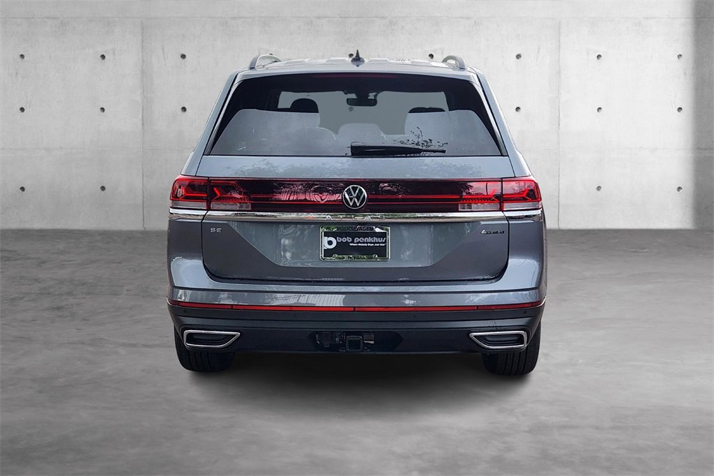 New 2025 Volkswagen Atlas SE image 4