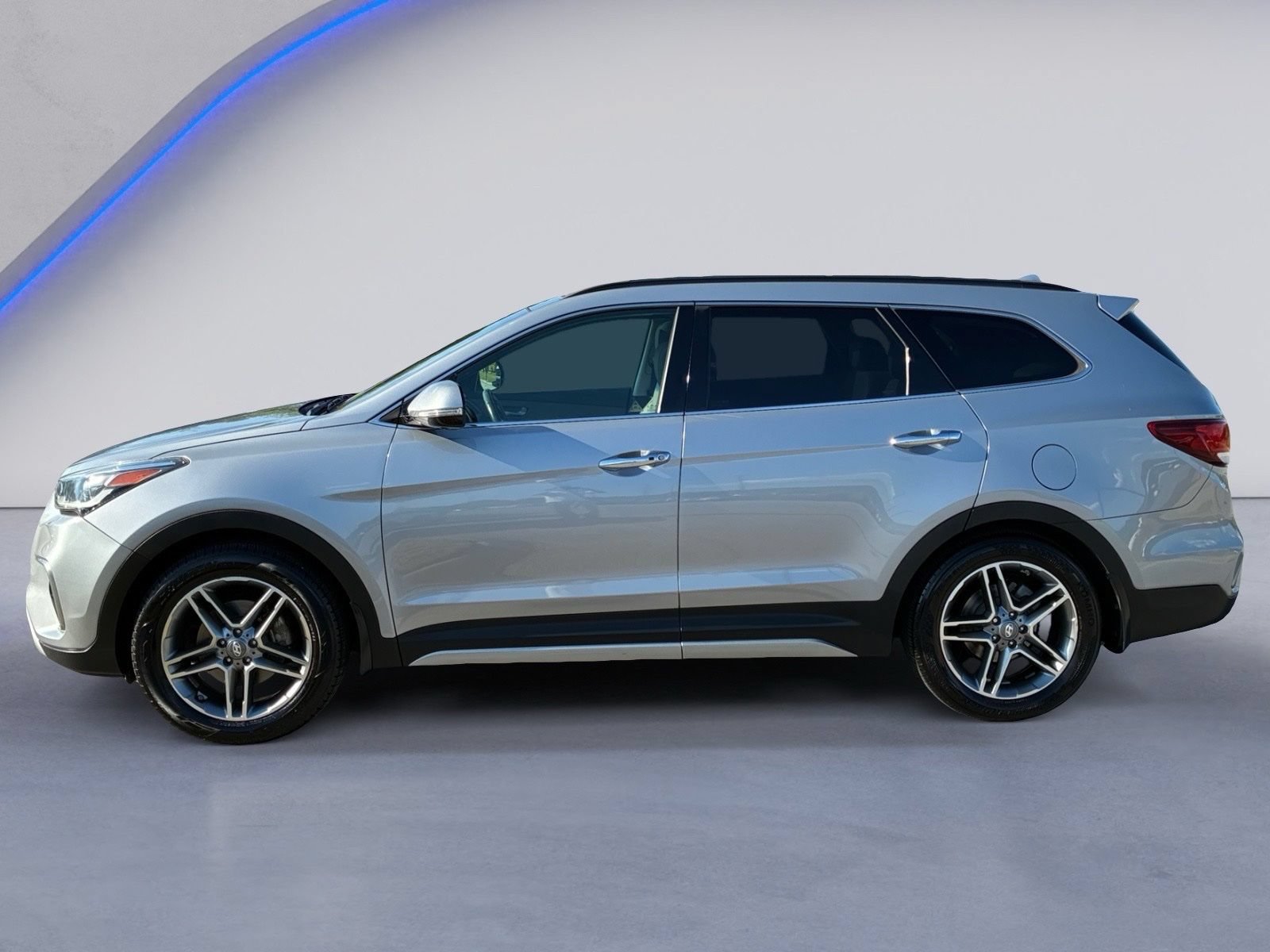 Used 2017 Hyundai Santa Fe Limited FWD image 6