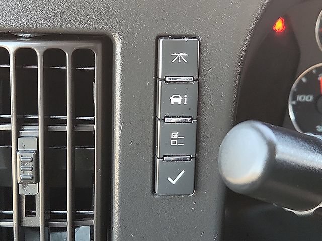 Used 2021 GMC Savana 3500 Extended w/ Power Convenience Package RWD image 21