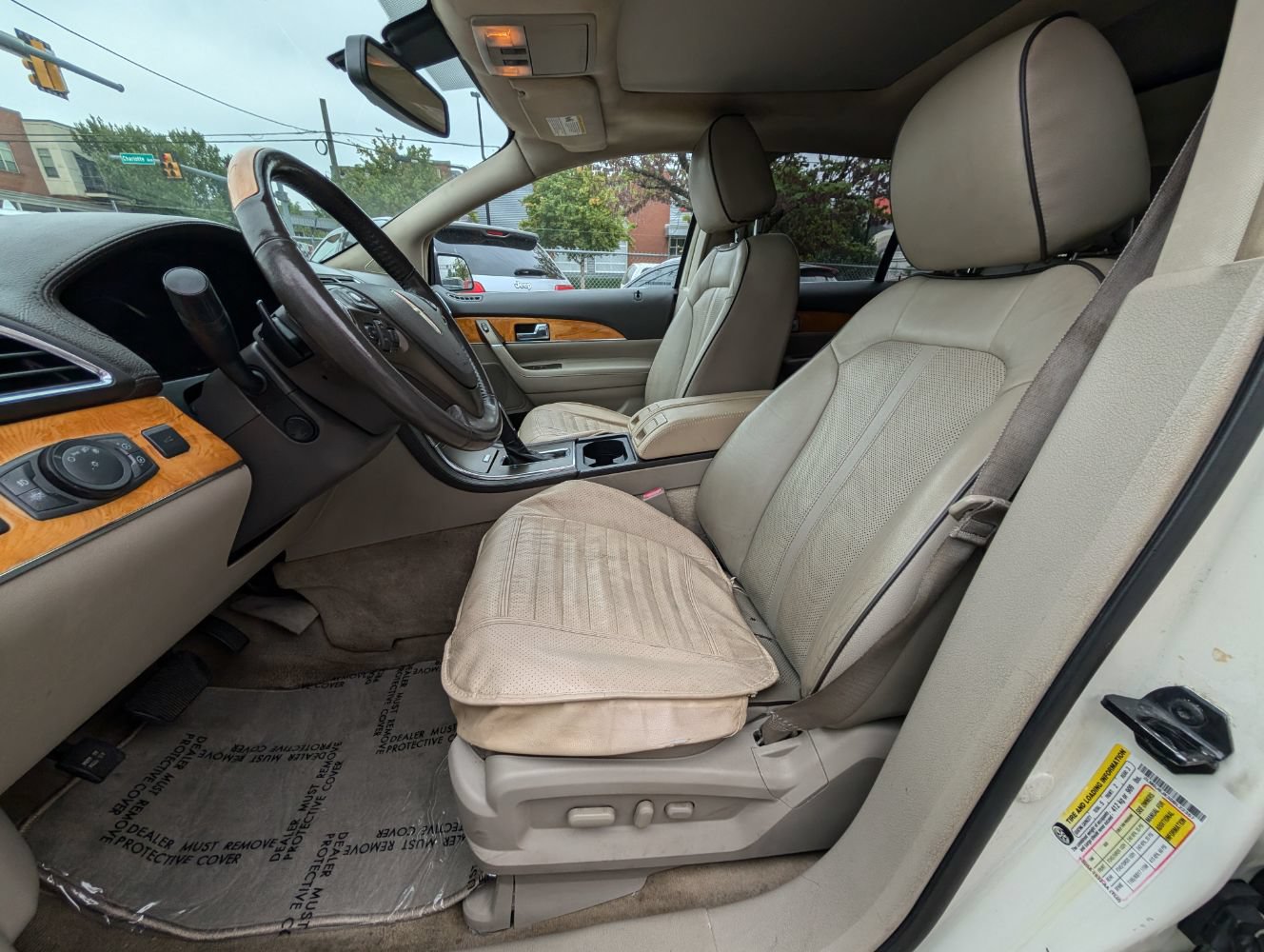Used 2013 Lincoln MKX AWD image 15