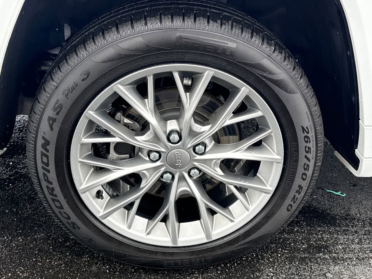 Used 2023 Jeep Grand Cherokee L Summit w/ Advanced Protech Group IV image 10