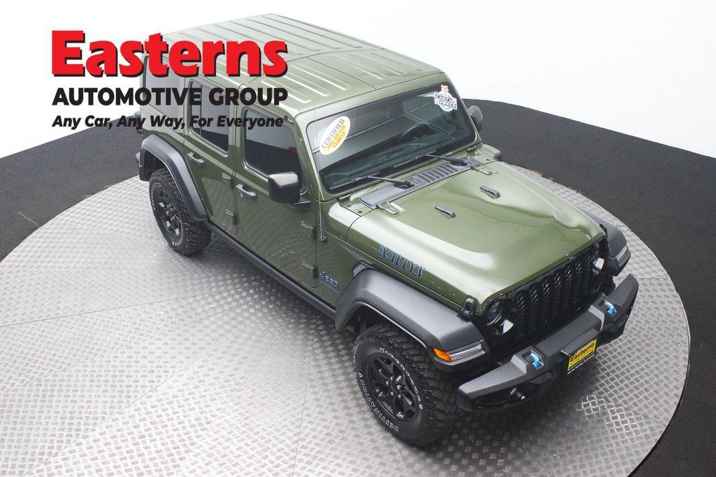 Used 2023 Jeep Wrangler Unlimited w/ Cold Weather Group image 3