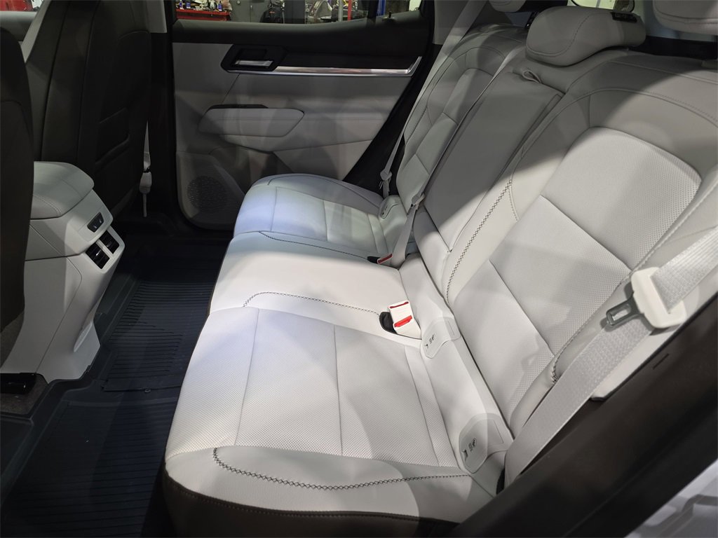 New 2026 GMC Terrain Denali w/ LPO, Black Badging Package image 14