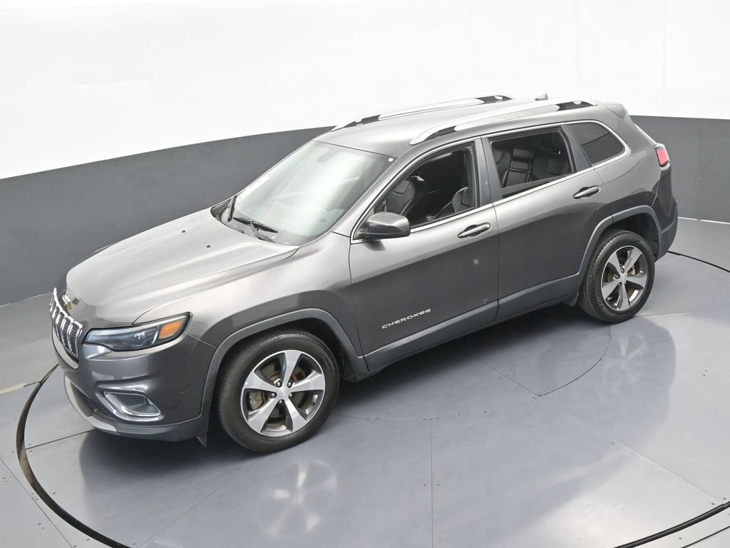 Used 2019 Jeep Cherokee Limited FWD image 45