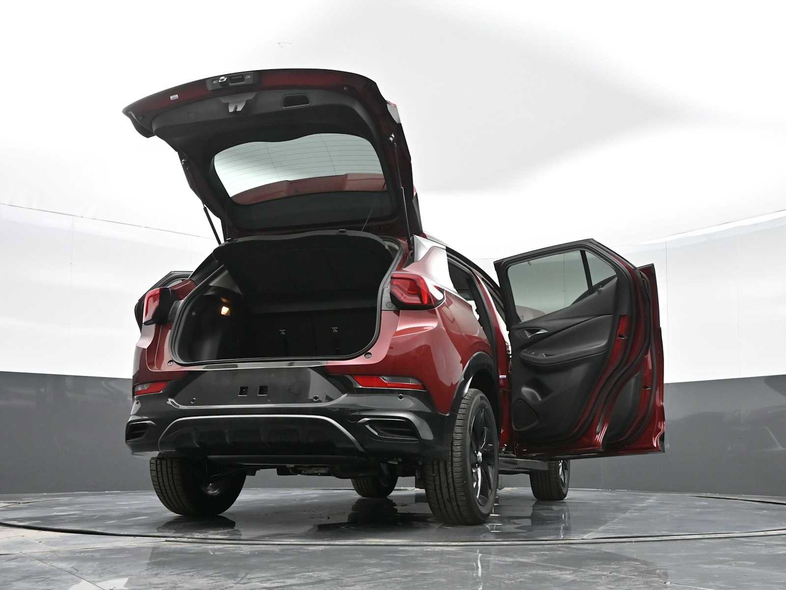 Used 2025 Buick Encore GX Sport Touring w/ Advanced Technology Package AWD/4WD image 41