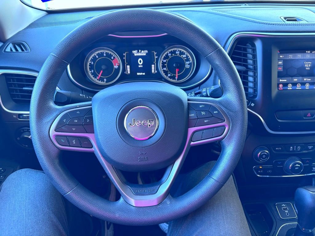 Used 2021 Jeep Cherokee Latitude image 18