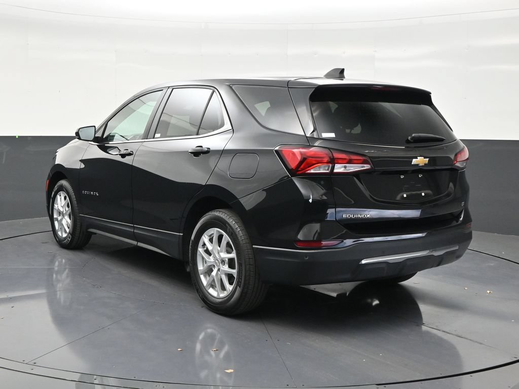 Used 2024 Chevrolet Equinox LT FWD image 3