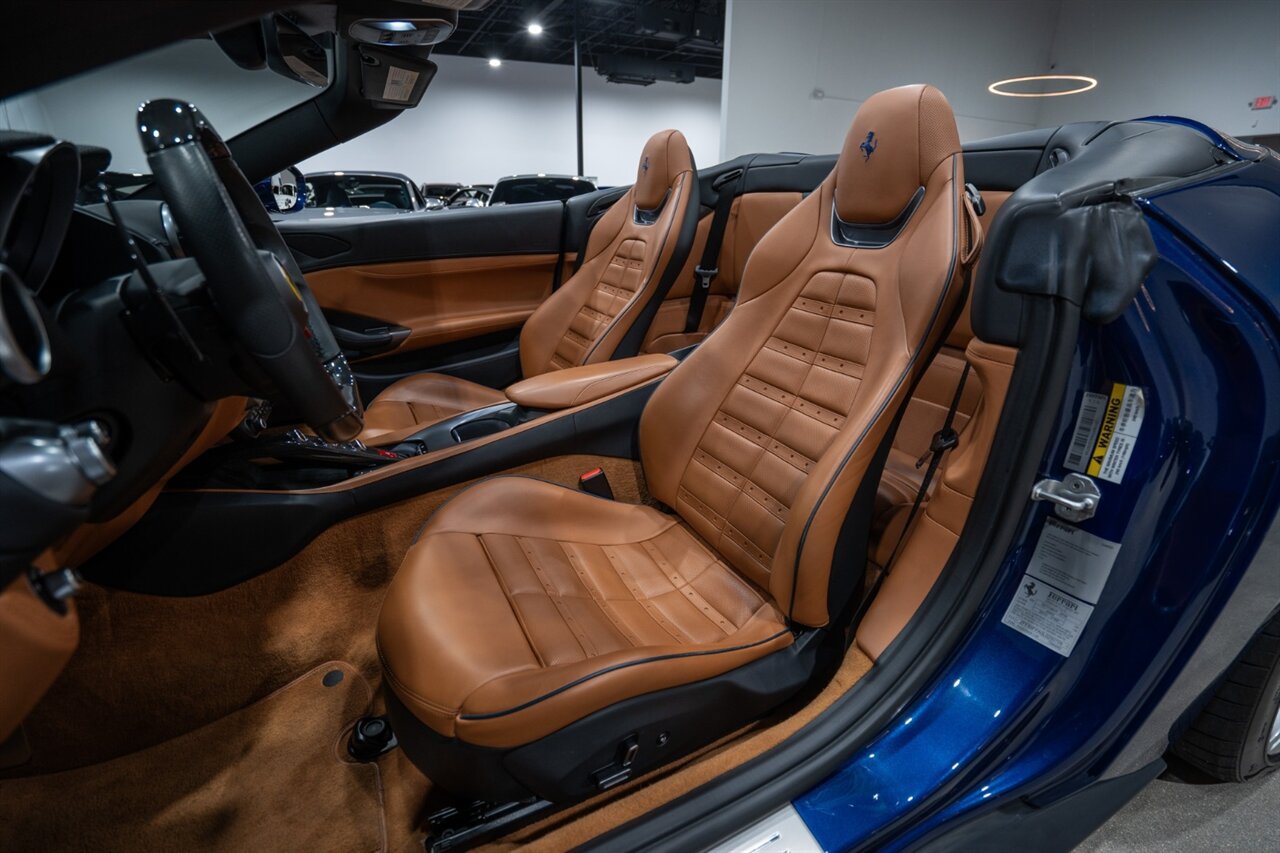 Used 2020 Ferrari Portofino RWD image 23