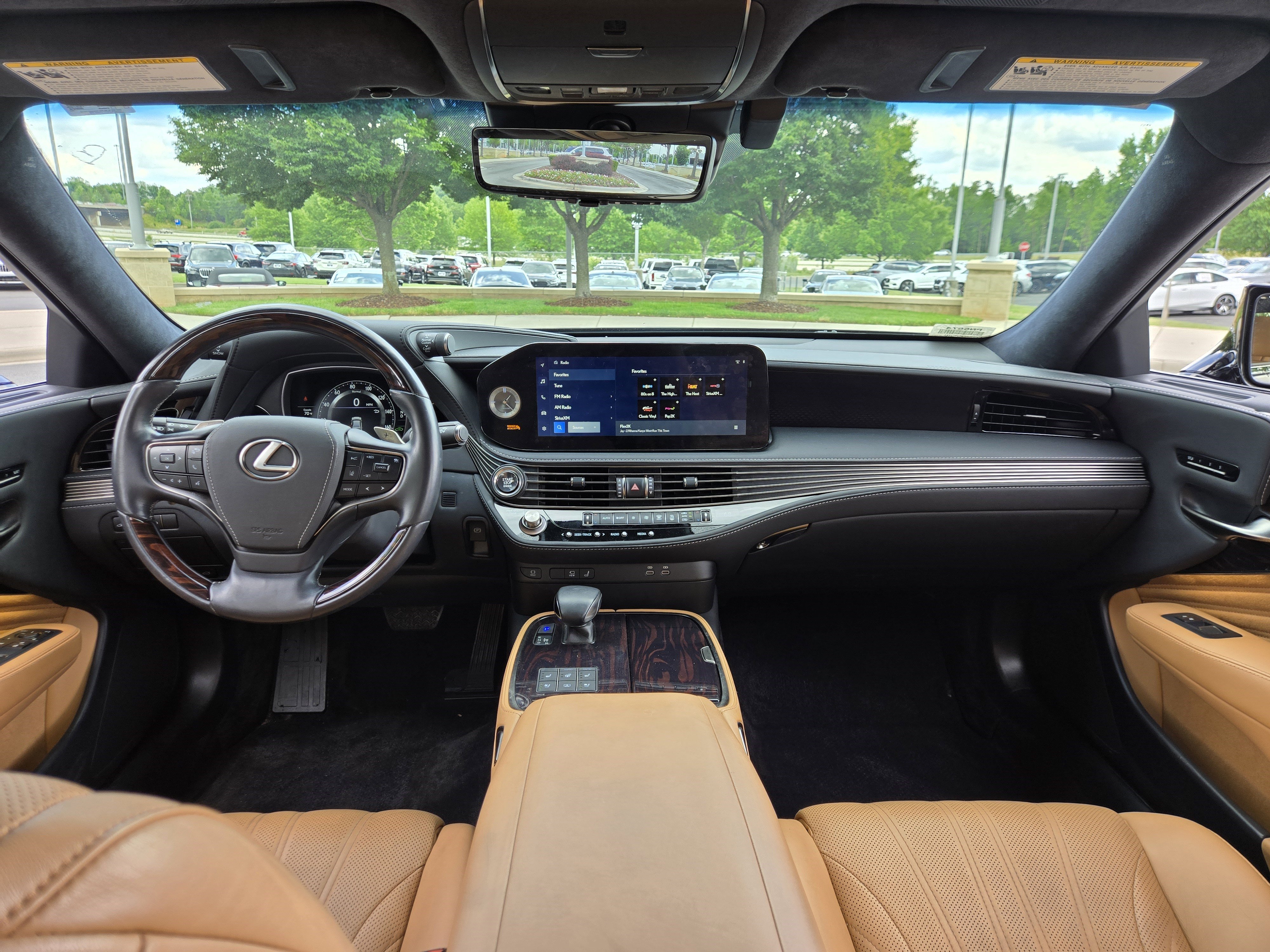 Used 2023 Lexus LS 500 AWD w/ Luxury Package image 29