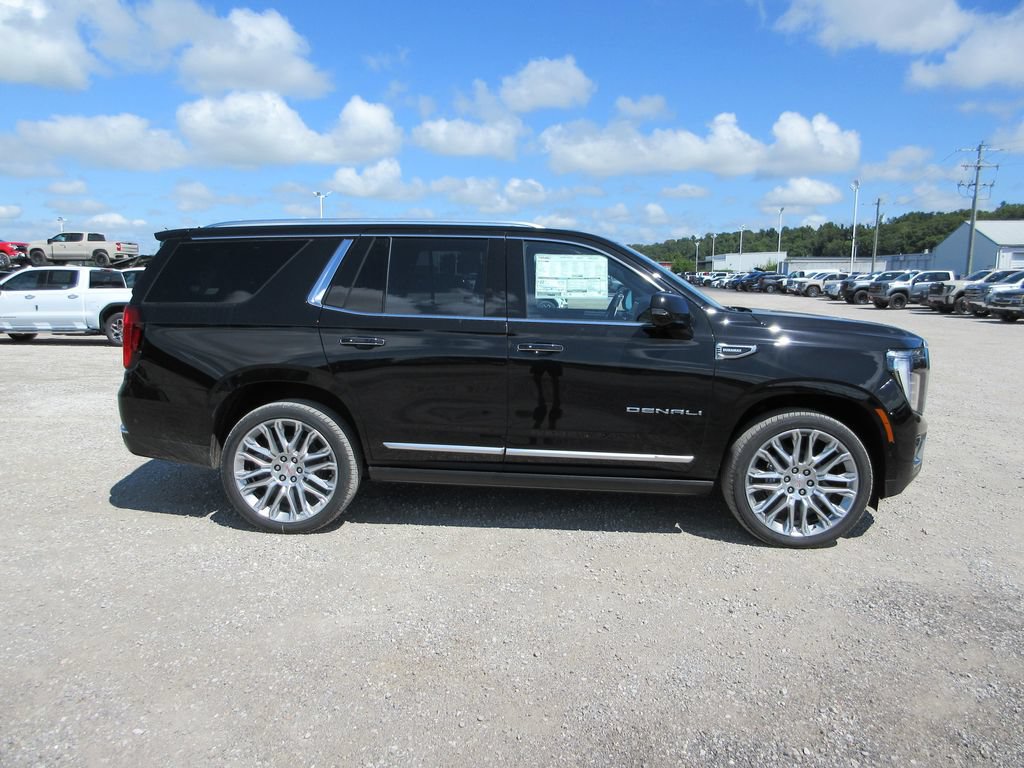 New 2026 GMC Yukon Denali w/ Denali Reserve Package AWD/4WD image 3