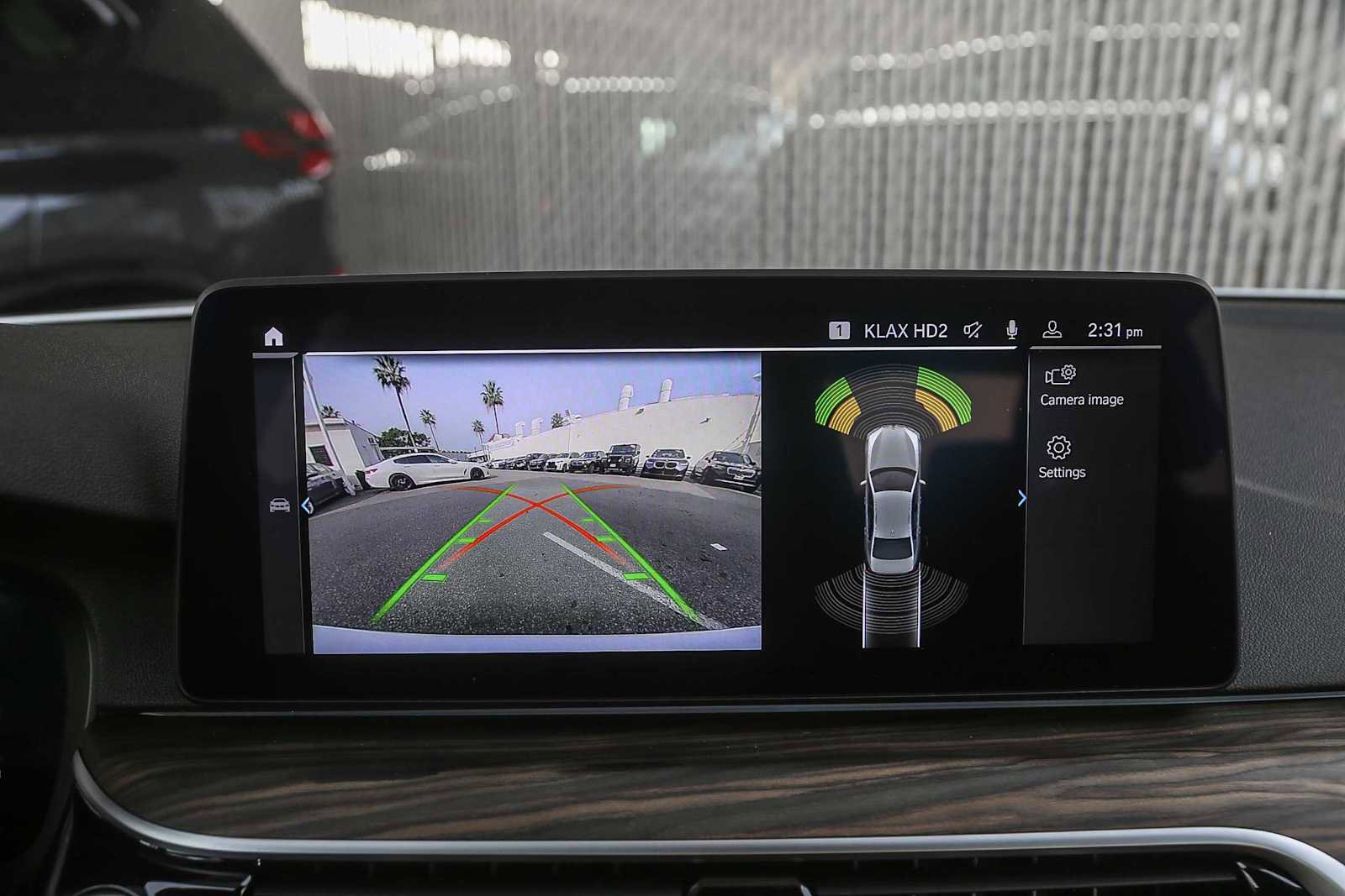 Certified 2023 BMW 530e w/ Convenience Package image 21